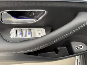 MERCEDES-BENZ GLE 350de 4MATIC AMG Pano Burm HUD AHK