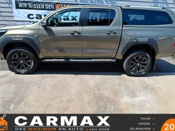 TOYOTA Toyota Hilux 2.8D-4D Invincible HardTop