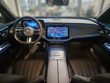 Mercedes-Benz E 200 AMG Night Distronic  Seat Climate LED