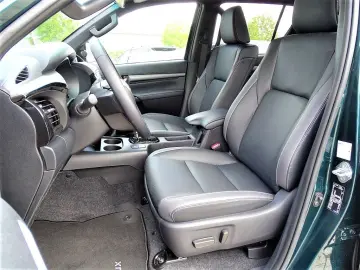 TOYOTA HiLux 4x4 Double Cab