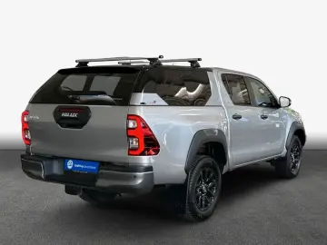 TOYOTA HiLux 4x4 2.8 D4-D Double Cab Invincible