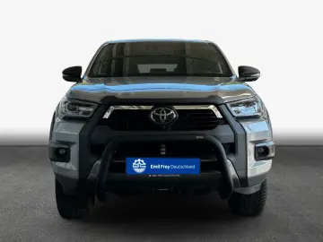 TOYOTA HiLux 4x4 2.8 D4-D Double Cab Invincible