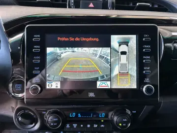 TOYOTA HiLux 4x4 2.8 D4-D Double Cab Invincible