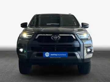 TOYOTA HiLux 4x4 Double Cab MHEV Invincible