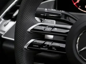 Mercedes-Benz E 300 de AMG-Sport Pano Burm Night Dist 19