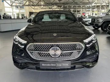 Mercedes-Benz E 220 d AMG Panorama Burmester4d Premium Nappa