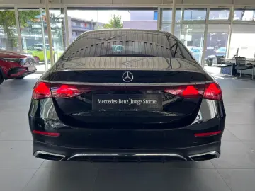 Mercedes-Benz E 220 d AMG Panorama Burmester4d Premium Nappa