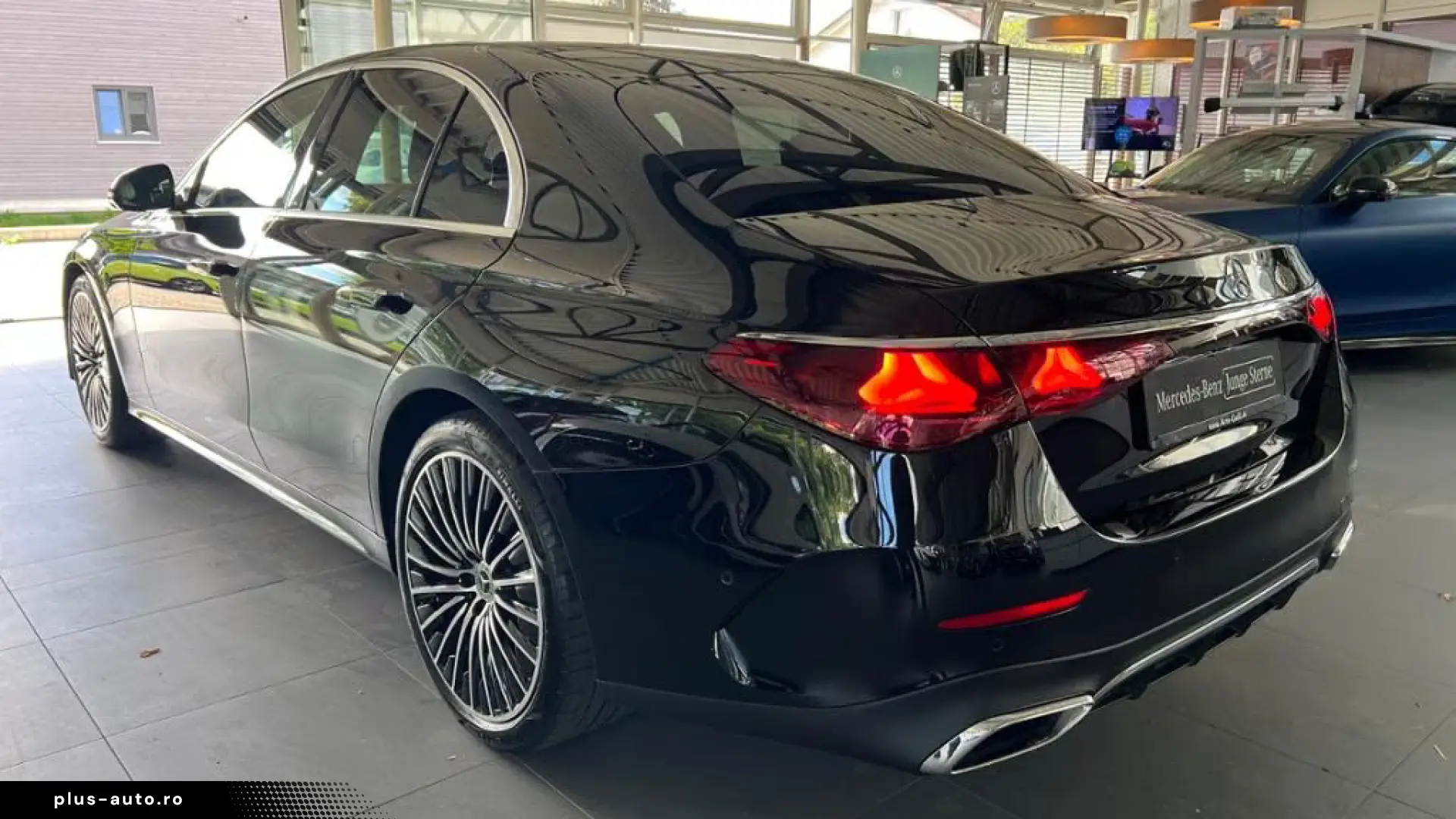 Mercedes-Benz E 220 d AMG Panorama Burmester4d Premium Nappa