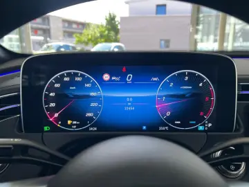 Mercedes-Benz E 220 d AMG Panorama Burmester4d Premium Nappa