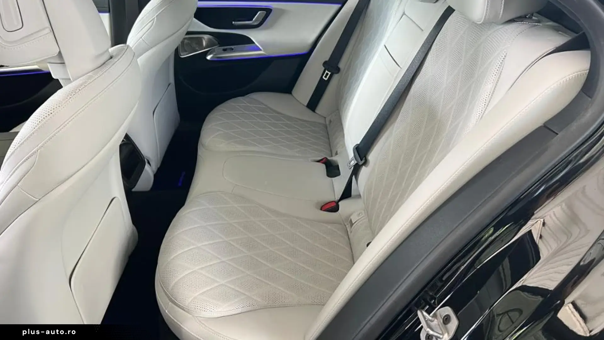 Mercedes-Benz E 220 d AMG Panorama Burmester4d Premium Nappa