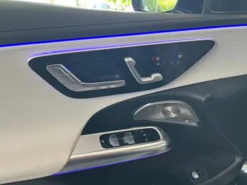 Mercedes-Benz E 220 d AMG Panorama Burmester4d Premium Nappa