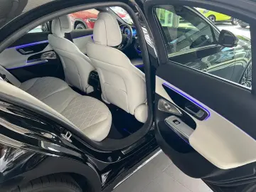 Mercedes-Benz E 220 d AMG Panorama Burmester4d Premium Nappa