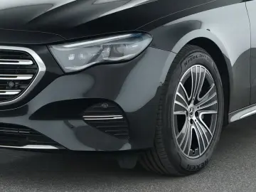 Mercedes-Benz E 220 d Exclusive Prem Pano Softclose Burm4D