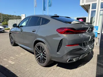 BMW X6 30dA xDrive M Sport Adapt.LED Icinic Glow AHK