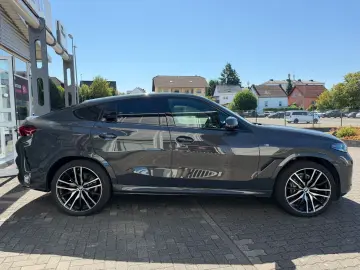 BMW X6 30dA xDrive M Sport Adapt.LED Icinic Glow AHK