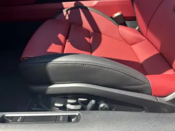 Porsche 911 Carrera 4S (992 II)