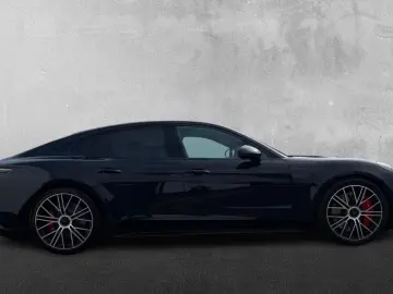 Porsche Panamera Turbo E-Hybrid