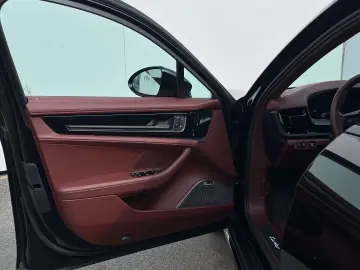 Porsche Panamera Turbo E-Hybrid