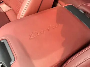 Porsche Panamera Turbo E-Hybrid