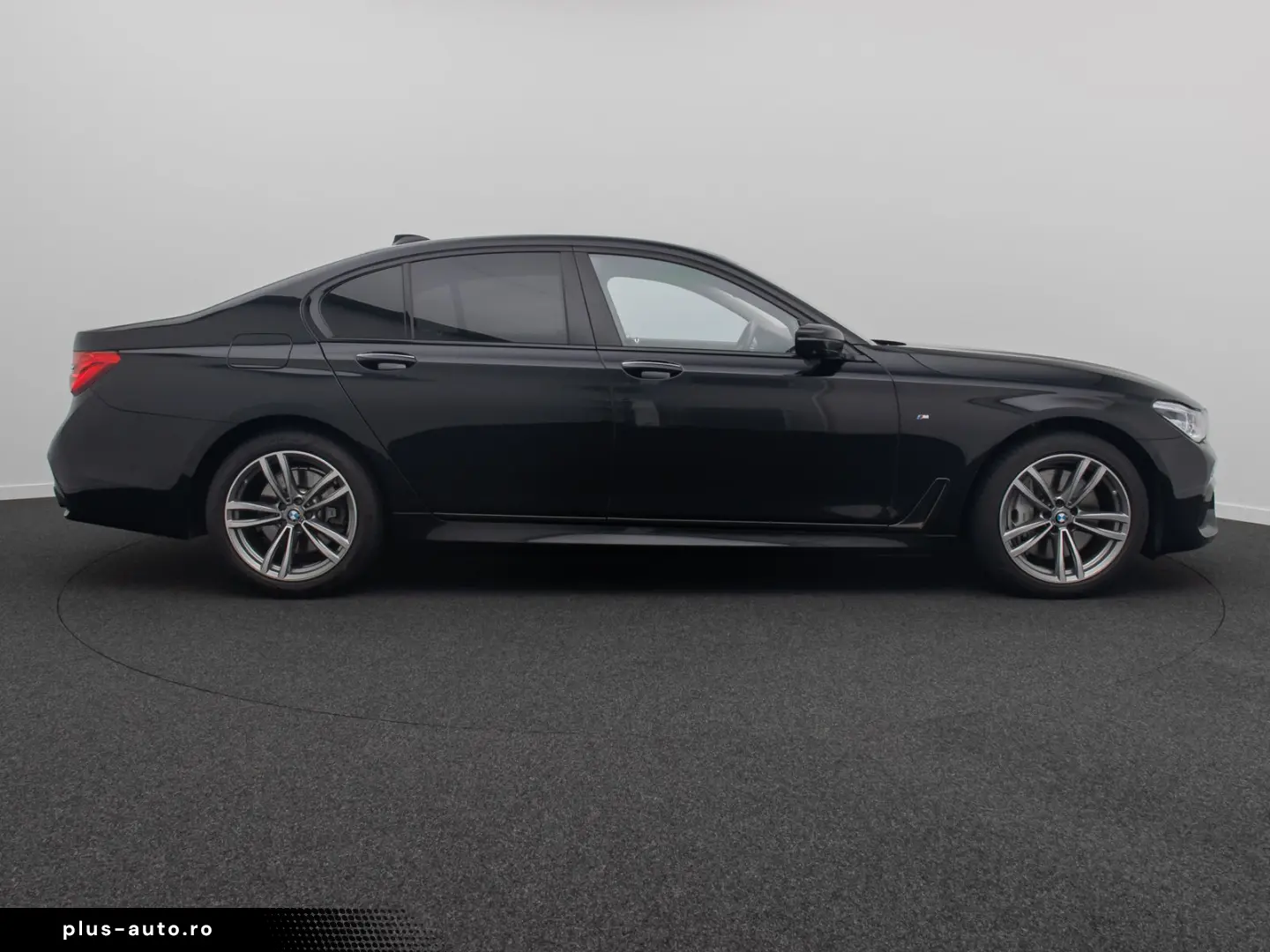 BMW 750d xD M Sport 360  Massage FondEnt Laser Voll