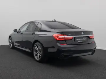 BMW 750d xD M Sport 360  Massage FondEnt Laser Voll