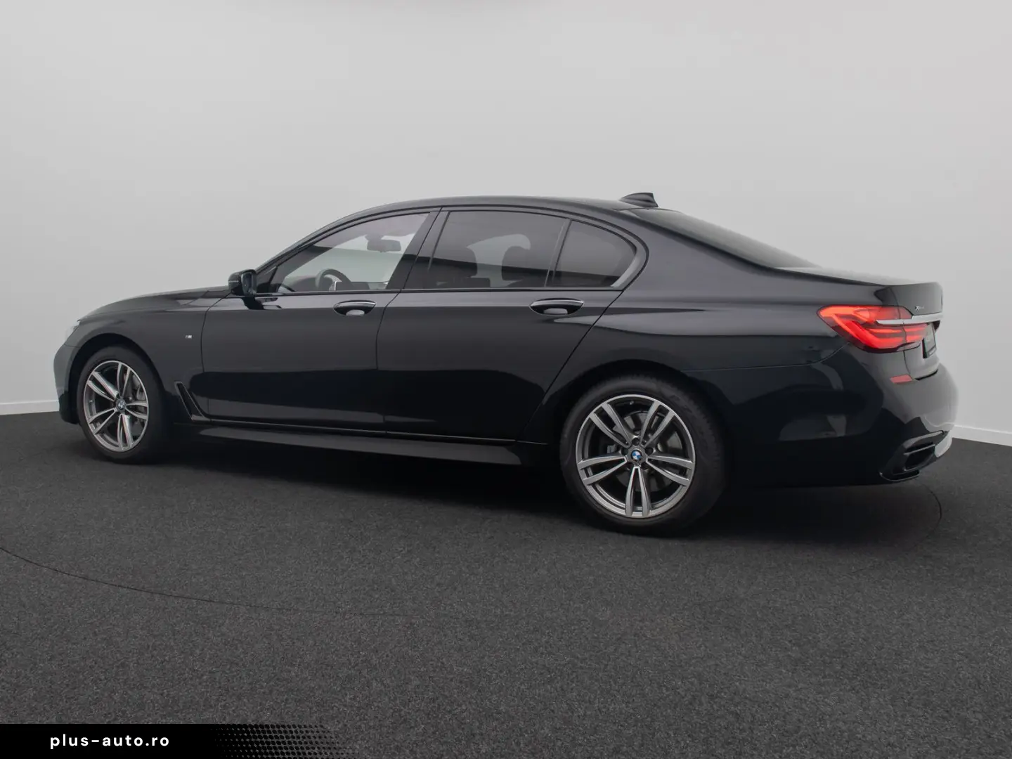 BMW 750d xD M Sport 360  Massage FondEnt Laser Voll
