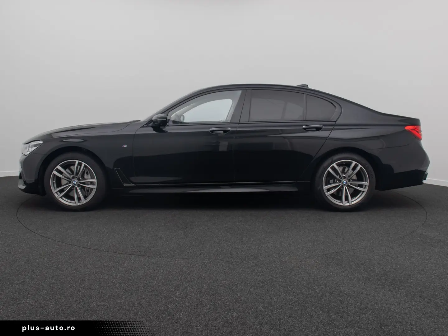 BMW 750d xD M Sport 360  Massage FondEnt Laser Voll