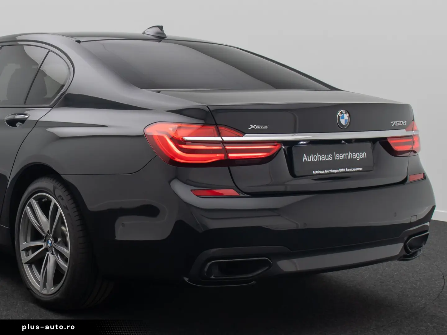 BMW 750d xD M Sport 360  Massage FondEnt Laser Voll