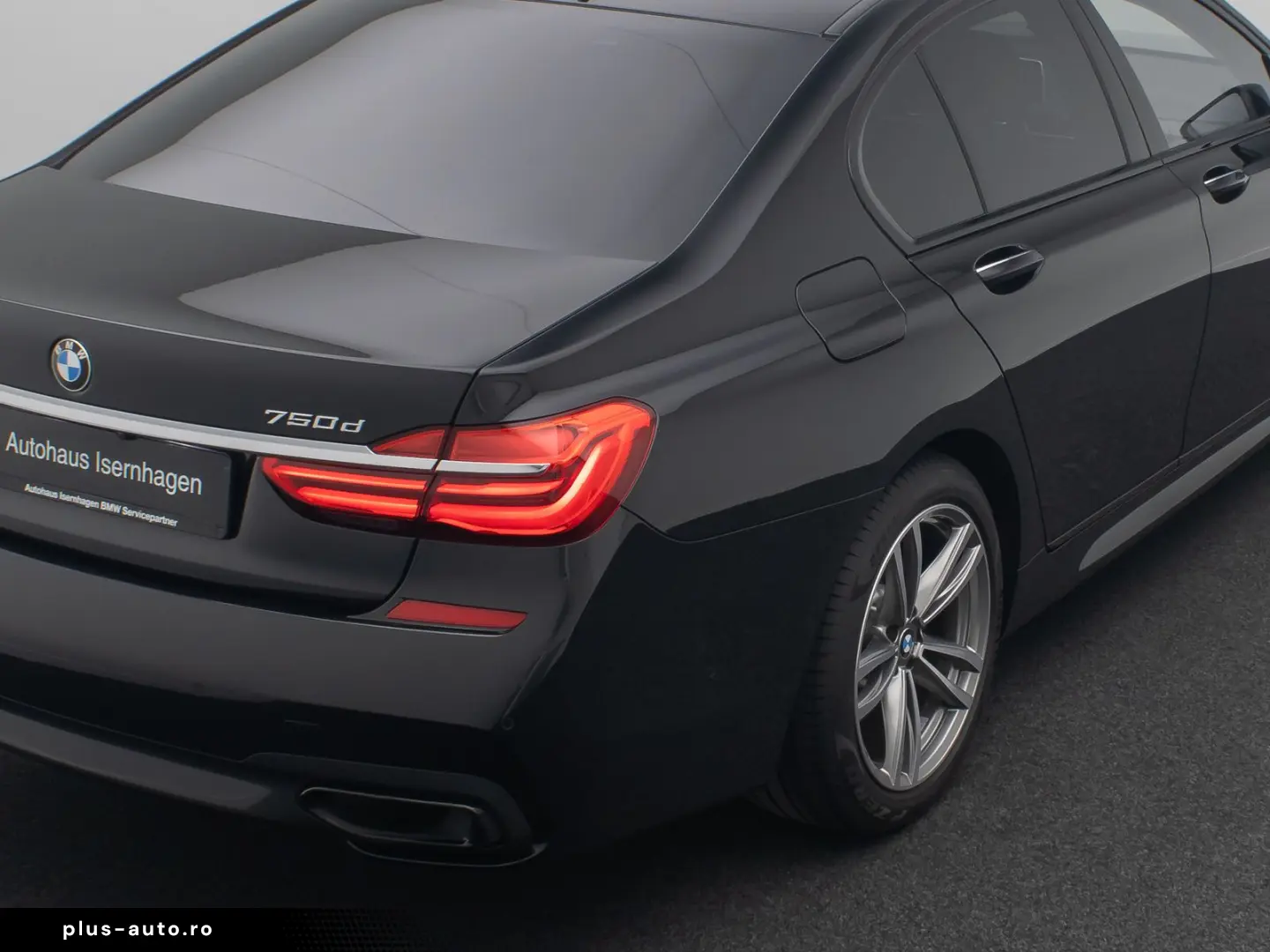 BMW 750d xD M Sport 360  Massage FondEnt Laser Voll