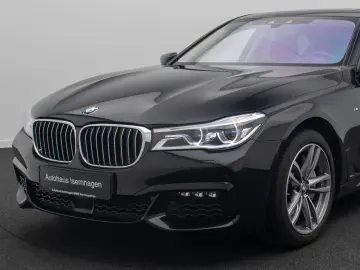 BMW 750d xD M Sport 360  Massage FondEnt Laser Voll