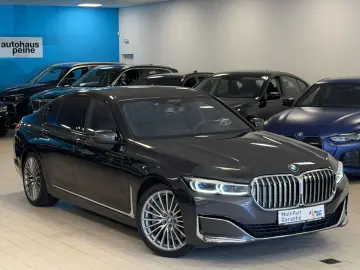 BMW 750ixD HUD Laser MassagStz 360  SofCl Panor Harm