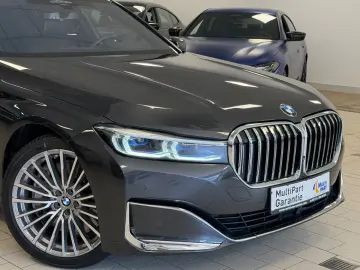 BMW 750ixD HUD Laser MassagStz 360  SofCl Panor Harm