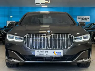 BMW 750ixD HUD Laser MassagStz 360  SofCl Panor Harm