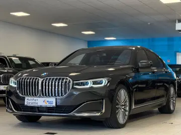 BMW 750ixD HUD Laser MassagStz 360  SofCl Panor Harm