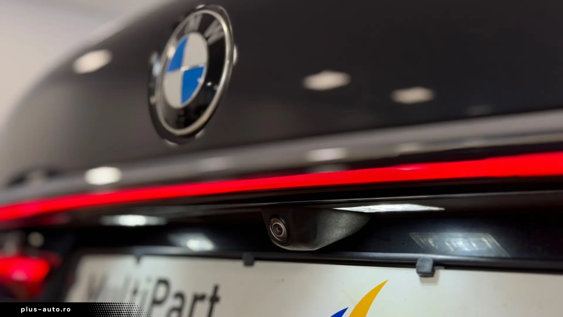 BMW 750ixD HUD Laser MassagStz 360  SofCl Panor Harm