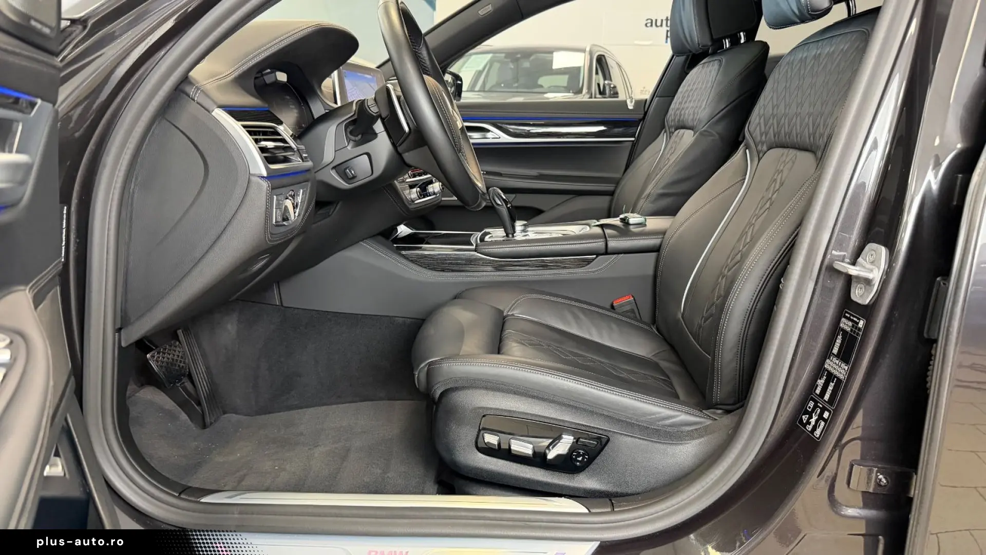 BMW 750ixD HUD Laser MassagStz 360  SofCl Panor Harm