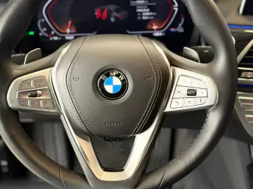 BMW 750ixD HUD Laser MassagStz 360  SofCl Panor Harm