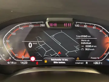 BMW 750ixD HUD Laser MassagStz 360  SofCl Panor Harm