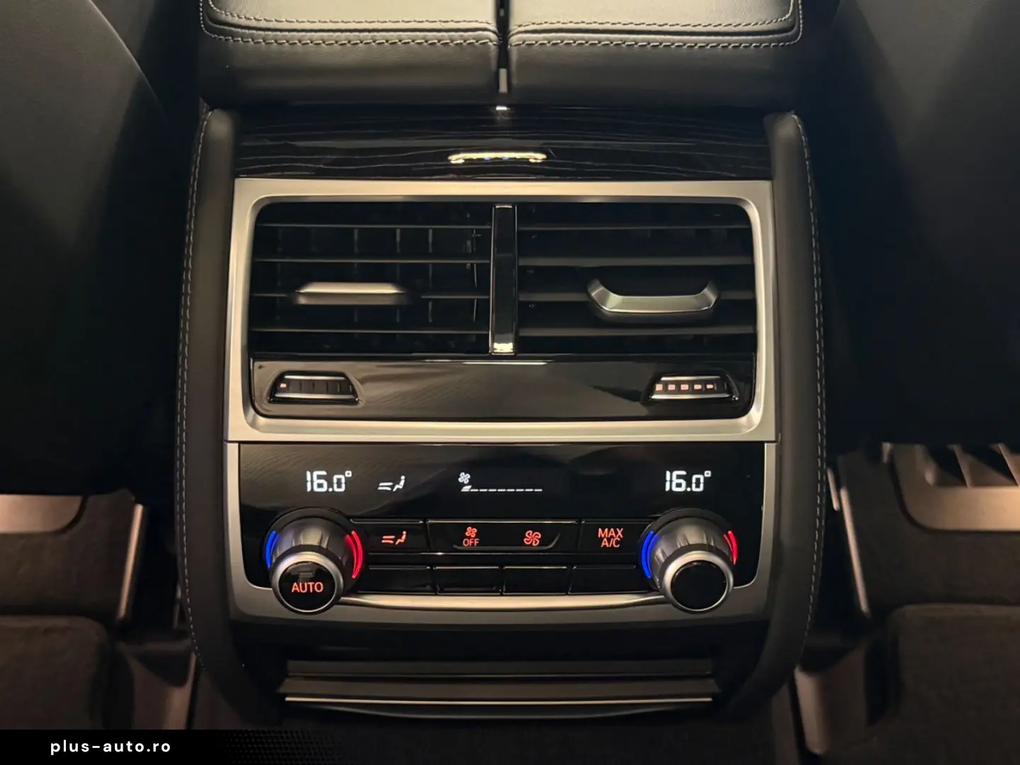 BMW 750ixD HUD Laser MassagStz 360  SofCl Panor Harm