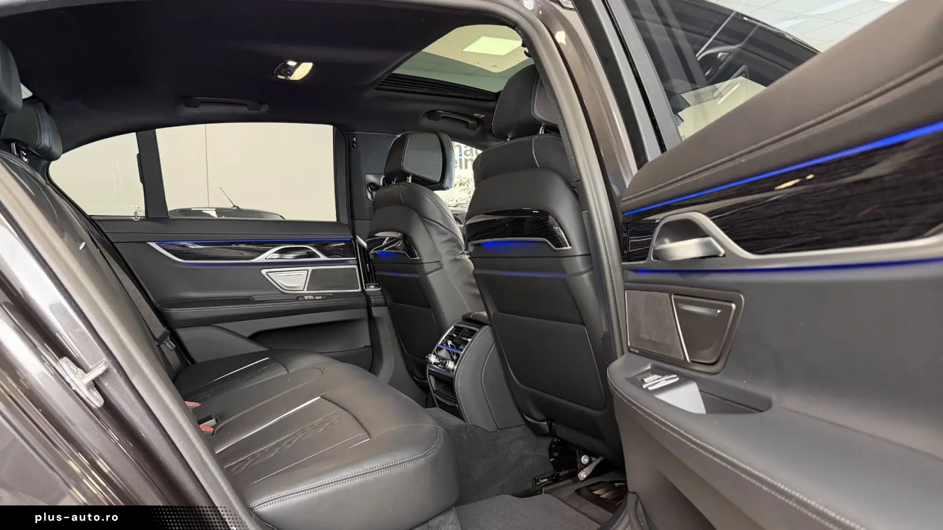 BMW 750ixD HUD Laser MassagStz 360  SofCl Panor Harm