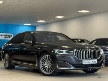 BMW 750ixD HUD Laser MassagStz 360  SofCl Panor Harm