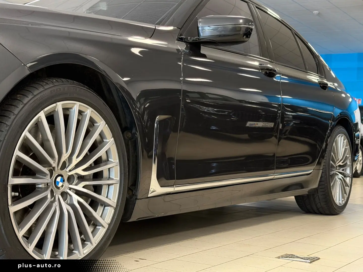 BMW 750ixD HUD Laser MassagStz 360  SofCl Panor Harm
