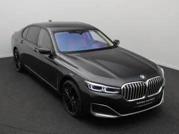 BMW 750i xD HUD 360 Massage TV Laser SoftCl 21  Voll