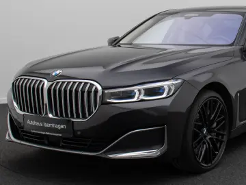 BMW 750i xD HUD 360 Massage TV Laser SoftCl 21  Voll