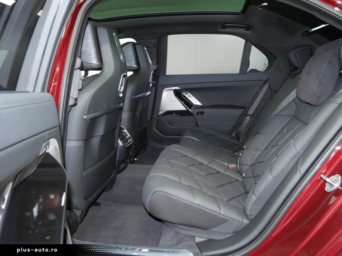 BMW 750e xDrive  Automatiktüren  Sky Lounge  M Sport