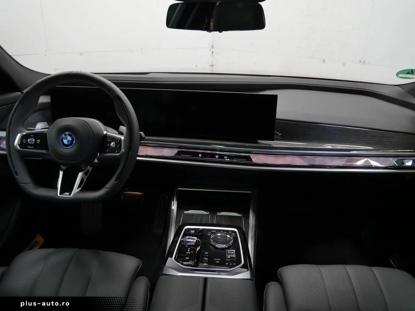 BMW 750e xDrive  Automatiktüren  Sky Lounge  M Sport