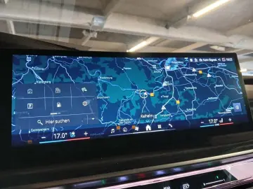 BMW 750e xDrive  Automatiktüren  Sky Lounge  M Sport