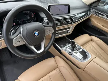 BMW 750 i xD Pure Excellence NAV LASER 360  HEADUP