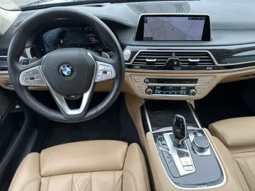 BMW 750 i xD Pure Excellence NAV LASER 360  HEADUP