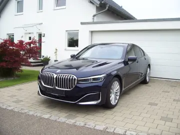 BMW 750i xDrive B&W Night EGSD F-Parken Laser I.Hand